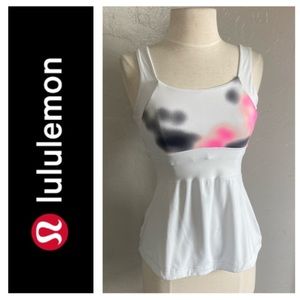 RARE!  Lululemon Athletica shelf-bra tank